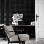 Leise wie Moos: Modulare Myzel‑Möbel, die Schall schlucken, Räume zonieren und am Ende kompostiert werden können