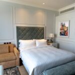 Kühle Möbel, warmes Zuhause: PCM-Möbelfronten und Thermo-Wandpaneele als unsichtbarer Hitzepuffer